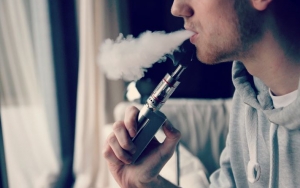 Benarkah Rokok Elektrik Justru Bisa Atasi Kecanduan Merokok? Ini Penjelasannya