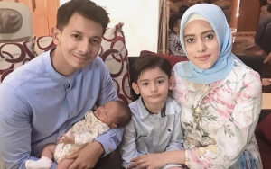 Menginjak Usia Tiga Bulan, Buah Hati Sonny Septian Sudah 'Genit'
