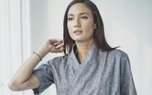 Sama Seperti Anya Geraldine, Nadine Chandrawinata Kibarkan Bendera Merah Putih Robek Tuai Kecaman