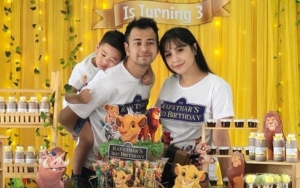 Sempat Sindir Raffi Soal Ayu Ting Ting, Imutnya Nagita Peluk Manja Suami Saat Beli Es Krim
