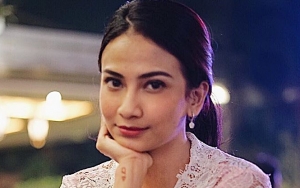 Jadi Jomblo, Vanessa Angel Pasang Wajah Memelas Jadi 'Obat Nyamuk'