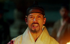 Film 'Feng Shui' Ji Sung-Cho Seung Woo Rilis Trailer Utama
