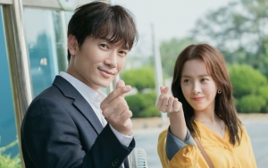 Rating 'Familiar Wife' Turun, Netter Tak Senang Ji Sung Ingin Balik ke Han Ji Min 