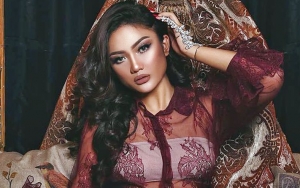 Penampilan Sering Dihujat, Marion Jola Pamer Foto-Foto Cantik Eksotis Pakai Baju Transparan