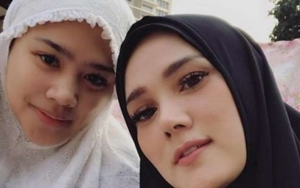 Tiara Dibully Pamer Selfie Bibir Seksi Tapi Caption Gak Nyambung, Mulan Ikut Kena Semprot