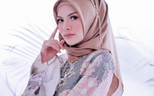 Tak Kuat Nyinyiran Haters, Nikita Mirzani Hampir Ingin Buka Jilbab