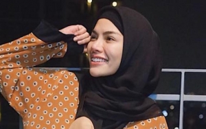 Jajal Peragakan Busana Syar'i di Atas Catwalk, Nikita Mirzani Ngaku Syok