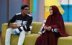 Bantah Nikah Siri, Cewek Berhijab Ini Beber Alasan Kesengsem Andika Kangen Band