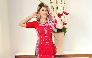 Cantik di Pemotretan, Jenita Janet Dibilang Mirip Miley Cyrus Hingga Selena Gomez