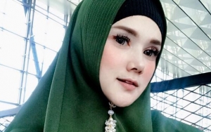 Masak Keong Sawah, Mulan Jameela Dibully Tak Pakai Hijab