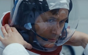 Tuai Kontroversi, 'First Man' Tak Tampilkan Adegan Neil Armstrong Tancapkan Bendera di Bulan