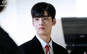 Akting di 'Gangnam Beauty' Dikritik Netter, Cha Eunwoo Tertolong Wajah Gantengnya?