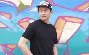 Dua Kali Absen Sidang, Delon Thamrin Sengaja Tak Mau Ceraikan Yeslin Wang?