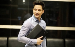 Foto Selfie Bareng Sonny Septian-Fairuz A. Rafiq, Lucky Perdana Ikut Nyaleg di Pemilu 2019