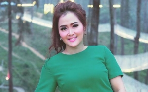 Vega Darwanti Ikut Edit Dagu Jadi Lancip, Netter Sebut Mirip Roy Kiyoshi