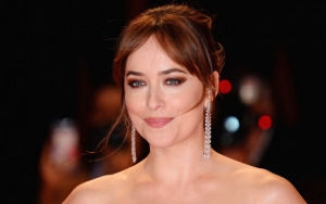 Temui Psikolog Usai Main di Film Erotis, Dakota Johnson Alami Trauma?