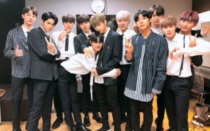 Satu Tahun Debut, Wanna One Raih National Brand Awards 2018