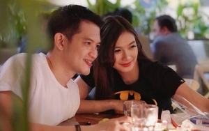 Akun Gosip Unggah Foto Rezky Aditya dan Pacar, Jahatnya Netter Malah Komentar Begini