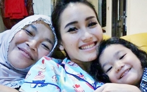 Putri Ayu Ting Ting Dididik Begini Hingga Kedinginan, Ingin Jadikan Atlet Renang?