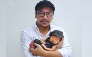 Jalani Pemotretan, Wajah Ganteng Anak Sammy Simorangkir Jadi Sorotan