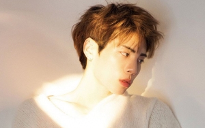 Dirikan Yayasan untuk Musisi Muda yang Depresi, Curahan Hati Ibu Mendiang Jonghyun Bikin Nangis 