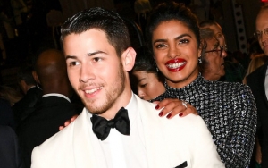 Tiru Foto Pertunangan Meghan-Harry, Priyanka Chopra-Nick Jonas Malah Kena Cibir