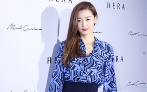 Jadi Model STONHENgE, Jun Ji Hyun Disebut Lebih Berkilau Daripada Berlian