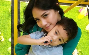 Strap Mahal Rafathar Rp 7 Juta Diletakkan Sembarangan, Fans Curiga Isi Lemari Nagita Seharga Mobil