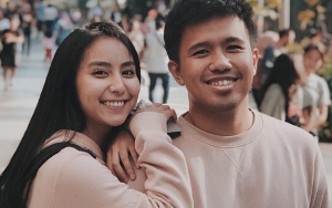 Makin Go Public, Joshua Suherman Sebut 'Sang Kekasih' Hadiah Terbaik