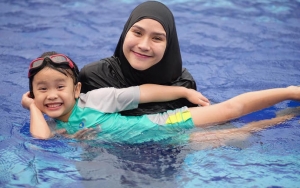 Putri Kedua Zaskia Adya Mecca Urungkan Niat Pakai Hijab, Alasannya Bikin Ngakak