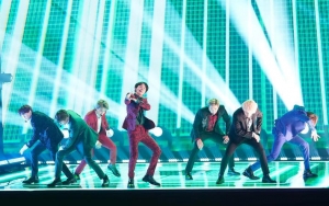 Antrian Fans Masuk Lokasi Konser BTS di US Sampai Ke Jalan, Netter Takjub