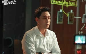 Awalnya Bikin Tegang, So Ji Sub Syok Ditangkap Anak Kecil di Teaser 'Terius Behind Me'
