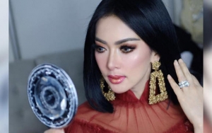 Gara-Gara Tulis Butuh H2O saat Persiapkan Konser, Syahrini Tuai Sindiran Warganet