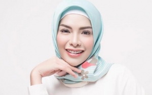 Cerai, Nikita Mirzani 'Buang' Barang - Barang Peninggalan Dipo Latief