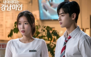 Puji Visual Cha Eunwoo, Netter Terus Permasalahkan Baju Lim Soo Hyang di 'Gangnam Beauty'