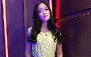 Gracia Indri Pamer Foto Seksi di Pantai, Netter Sebut David NOAH Rugi 