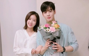 Lim Soo Hyang Unggah Adegan Romantis Bareng Cha Eunwoo yang Dihapus dari 'Gangnam Beauty'