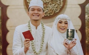 Bikin Baper Maksimal, Dito Langsung Unggah Foto Cium Anisa Rahma Usai Menikah