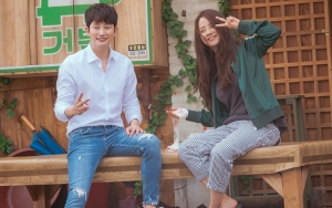 Kembali Bertemu, Song Ji Hyo - Park Shi Hoo Ciuman Panas di 'Lovely Horribly'