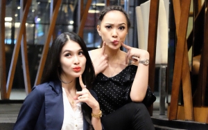 Iri dengan Sandra Dewi, Yuanita Christiani: Tuhan Tidak Adil