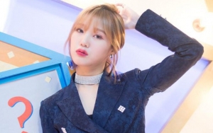 Jatuh Saat Perform 'Remember Me', Aksi Profesional Mimi Oh My Girl Dipuji