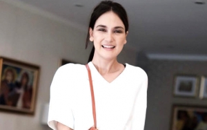 Luna Maya Ternyata Pernah Pacari Tukang Siomay di Bali?