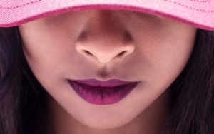 7 Tips Mudah Memilih Warna Lipstik yang Sesuai dengan Kulitmu