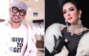 Dulu Diisukan Musuhan, Stylish Caren Delano Nonton Konser Syahrini Bikin Netter Bahagia