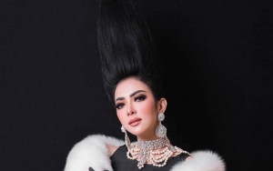 Jambul Khatulistiwa 30 Cm Mirip Sapu Ijuk dan Monas, Syahrini Dibully Otak Sedeng Hingga Perawan Tua