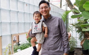 Sudah Jadi Ayah, Junior Liem Perankan Anak SMA di 'Something in Between'