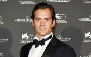 Lepas Peran Superman, Henry Cavill Bakal Jadi James Bond