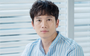 Film Baru Dirilis, Ji Sung Akui Merasa Bersalah Gara-Gara Ini
