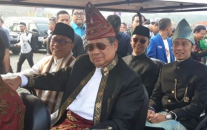 SBY 'Walk Out' dari Kampanye Damai Karena Diteriaki Pendukung Jokowi, Tim Sukses Minta Maaf