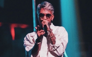 Dicium Wanita Mirip Lucinta Luna, Young Lex Punya Pacar Baru?